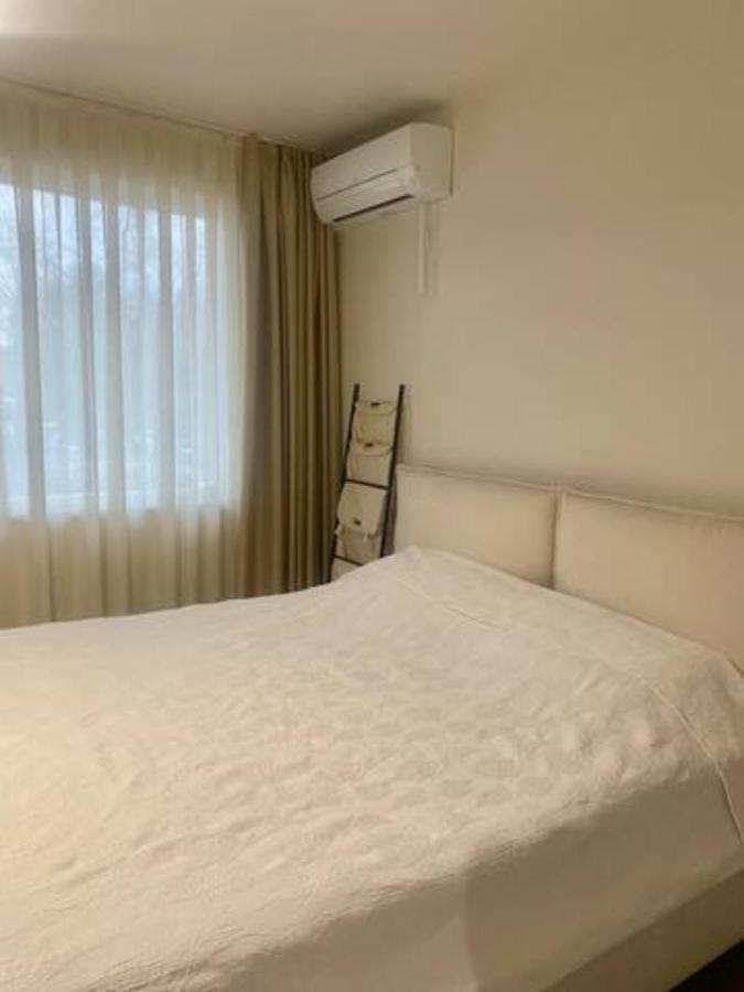 New Luxury Furnished Apartment - Beach, Varna Center & Fast Wi-Fi Esterno foto