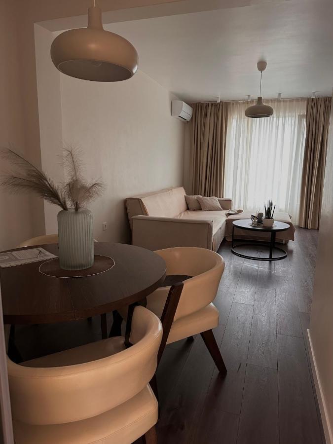 New Luxury Furnished Apartment - Beach, Varna Center & Fast Wi-Fi Esterno foto